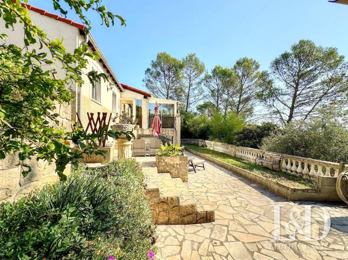 Image No.2-3 Bed House for sale