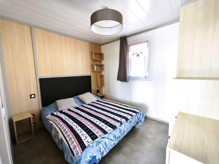 Image No.8-2 Bed House for sale