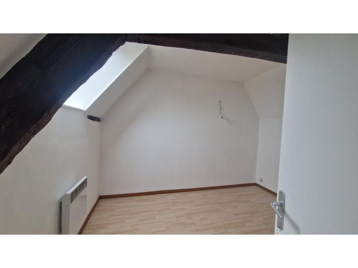 Image No.19-6 Bed House for sale