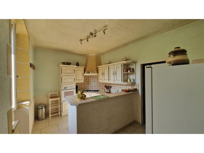 Image No.2-6 Bed House for sale