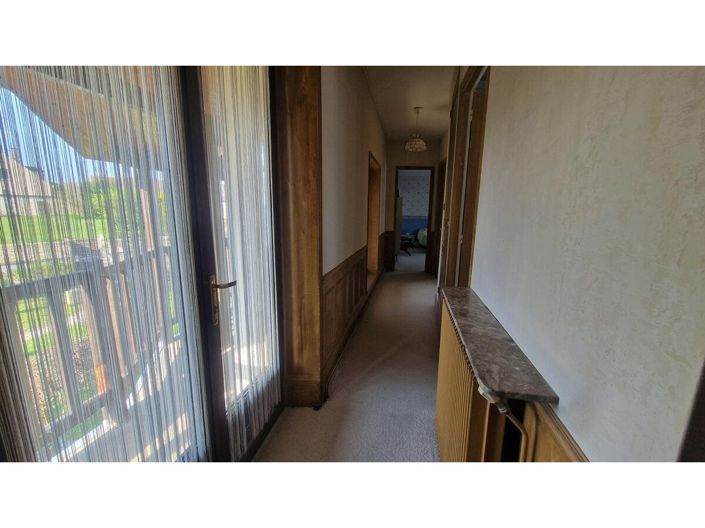 Image No.8-6 Bed House for sale