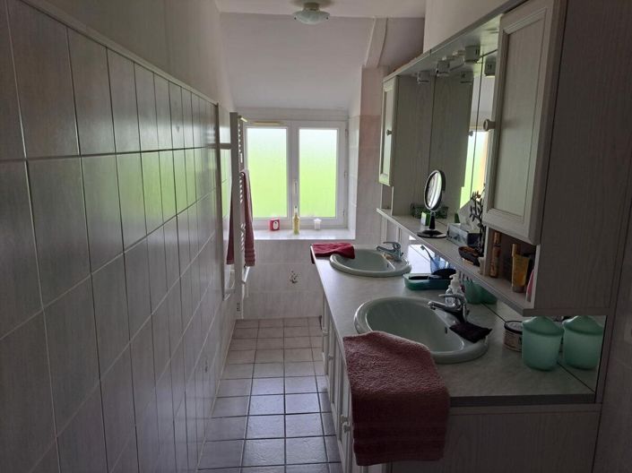 Image No.11-4 Bed House for sale