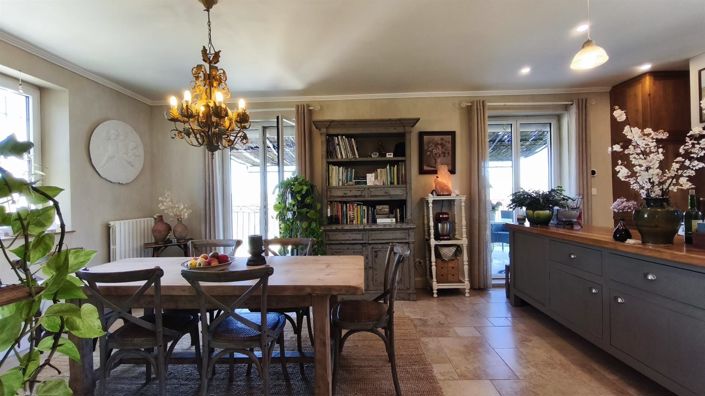 Image No.14-3 Bed House for sale