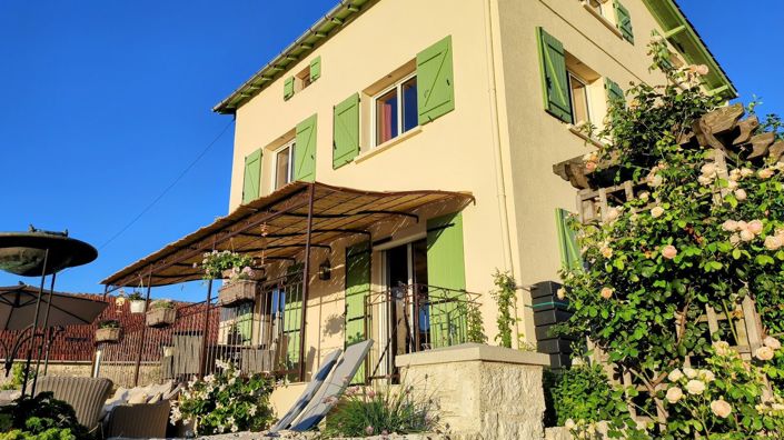 Image No.2-3 Bed House for sale