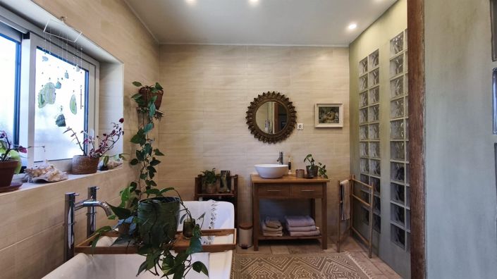 Image No.20-3 Bed House for sale