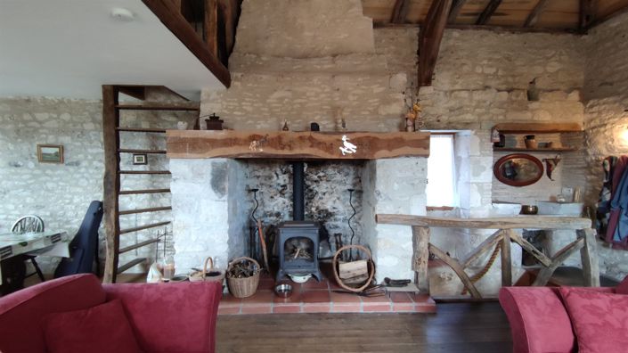 Image No.12-2 Bed House for sale