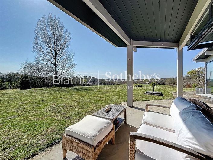 Image No.3-4 Bed House for sale