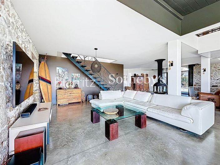 Image No.9-4 Bed House for sale