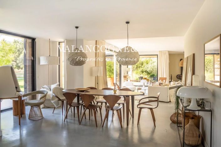 Image No.7-4 Bed House for sale