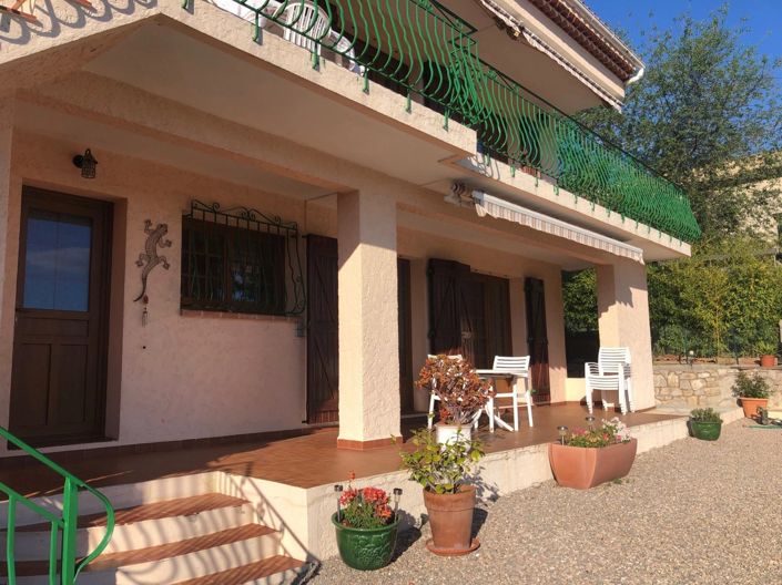 Image No.6-4 Bed House for sale