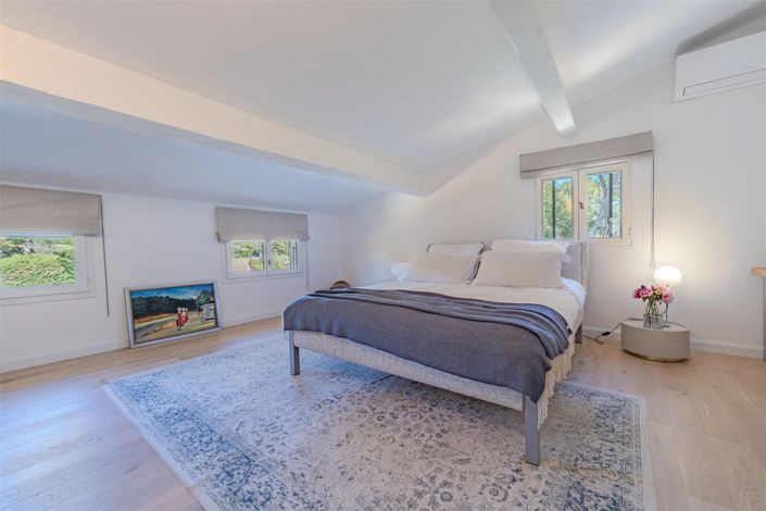 Image No.14-5 Bed House for sale