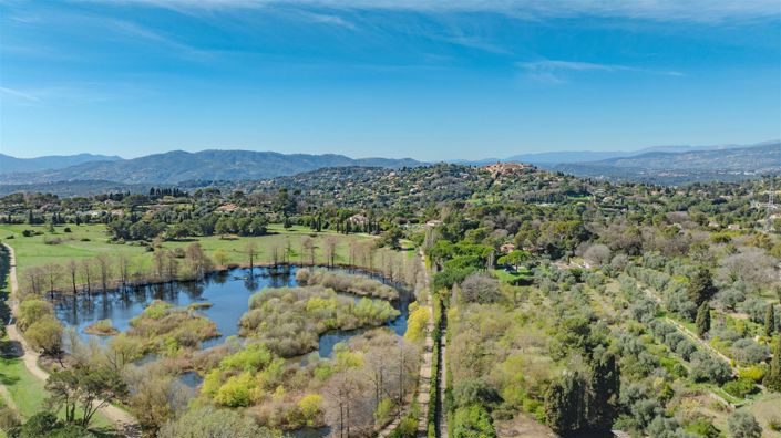 Image No.18-5 Bed House for sale