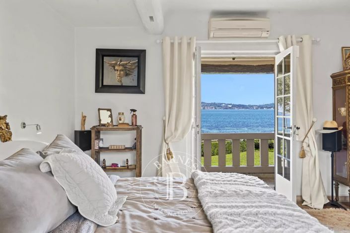 Image No.5-5 Bed House for sale