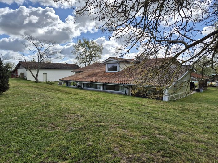 Image No.12-3 Bed House for sale