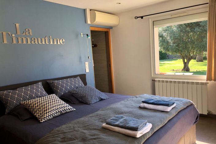 Image No.7-7 Bed House for sale