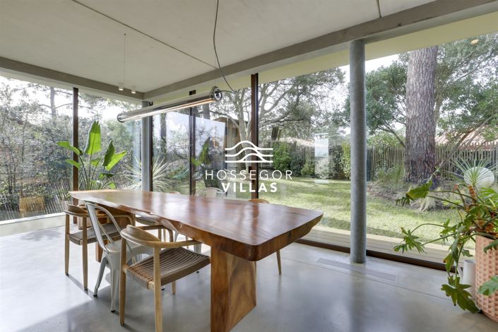 Image No.6-4 Bed House for sale