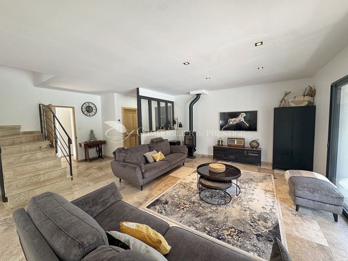 Image No.2-Maison de 6 chambres à vendre à Pernes-les-Fontaines