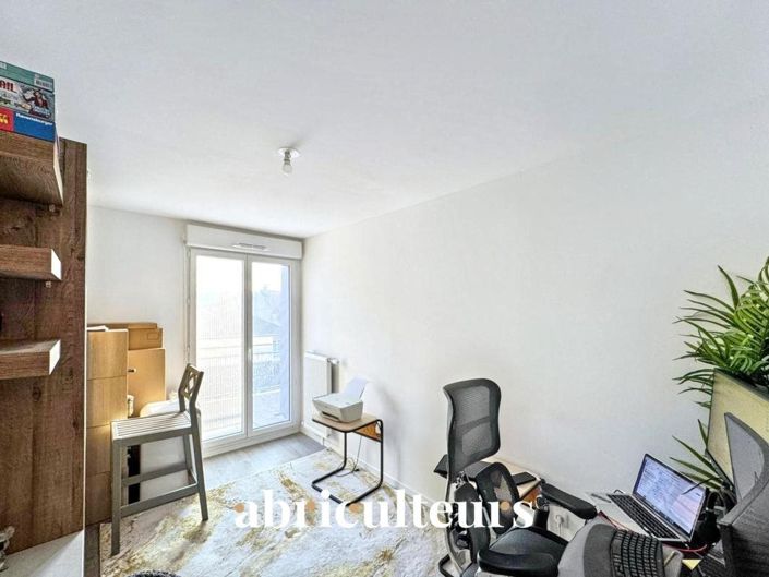 Image No.10-2 Bed Apartment for sale