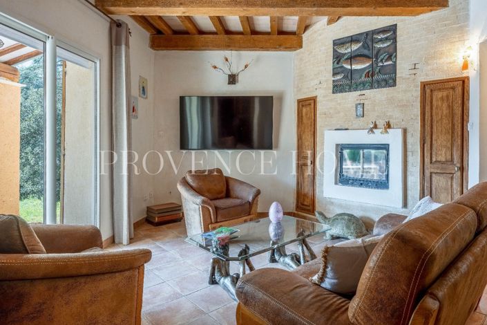 Image No.15-3 Bed House for sale