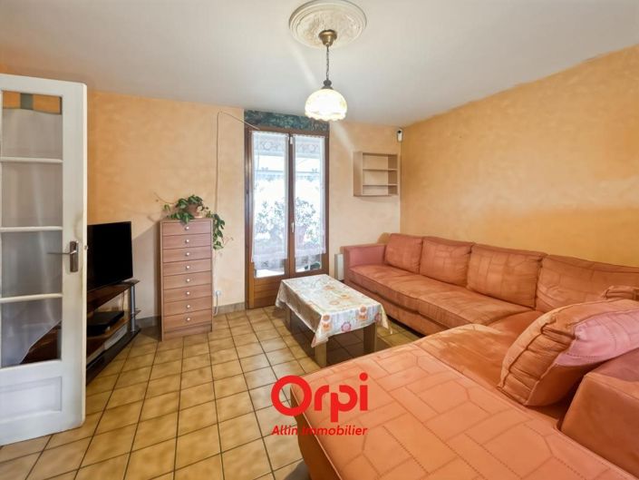Image No.5-3 Bed House for sale