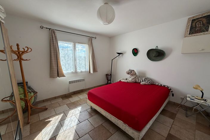 Image No.11-4 Bed House for sale