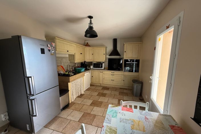 Image No.11-4 Bed House for sale
