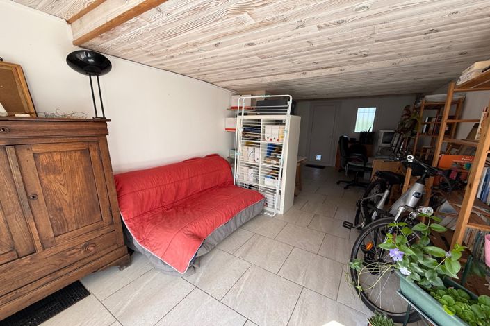 Image No.14-4 Bed House for sale