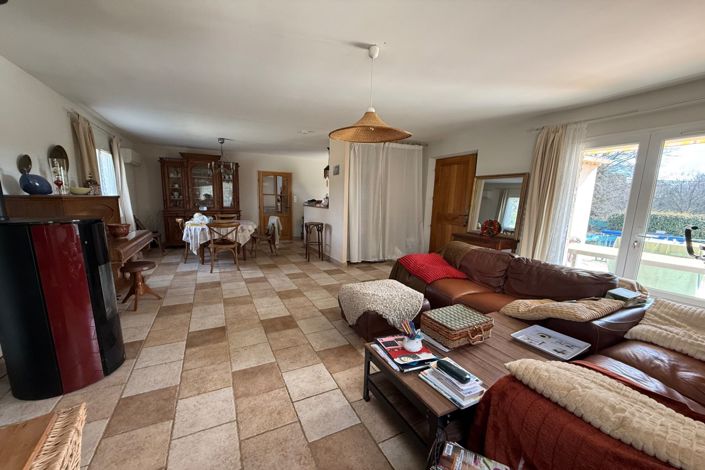 Image No.7-4 Bed House for sale