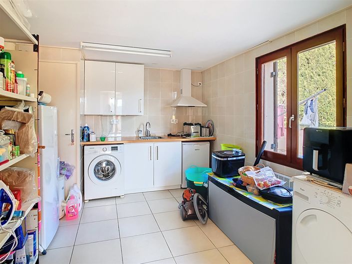 Image No.14-4 Bed House for sale