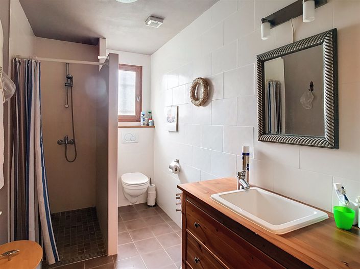 Image No.13-4 Bed House for sale