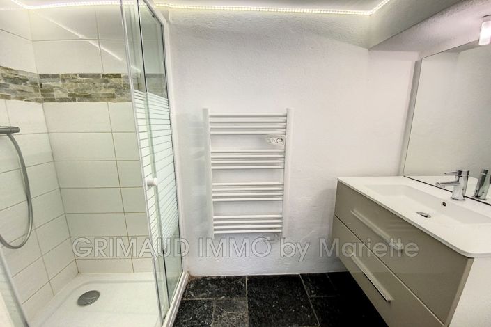 Image No.13-3 Bed House for sale