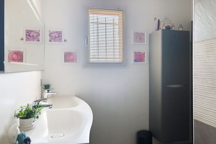 Image No.13-4 Bed House for sale