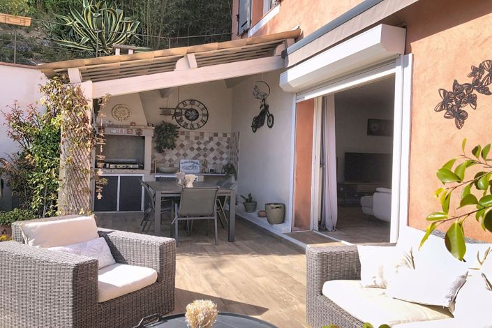 Image No.4-4 Bed House for sale