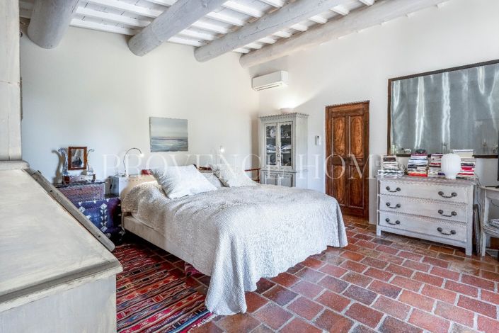 Image No.7-Maison de 5 chambres à vendre à Gordes