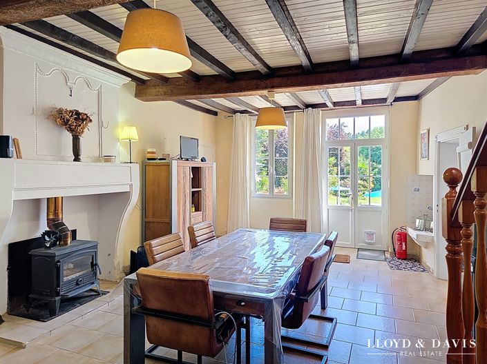 Image No.16-8 Bed House for sale