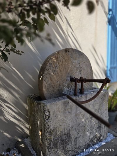 Image No.26-8 Bed House for sale