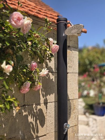 Image No.27-8 Bed House for sale