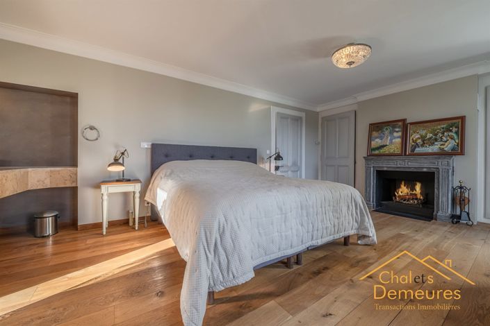 Image No.11-8 Bed House for sale