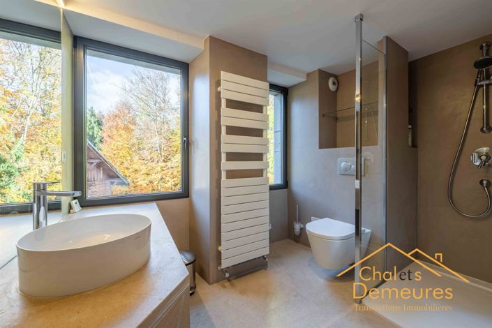 Image No.21-8 Bed House for sale