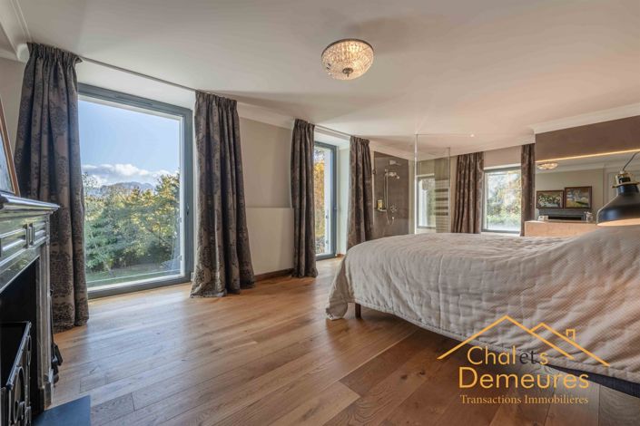 Image No.3-8 Bed House for sale