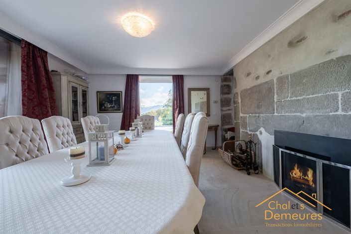 Image No.4-8 Bed House for sale