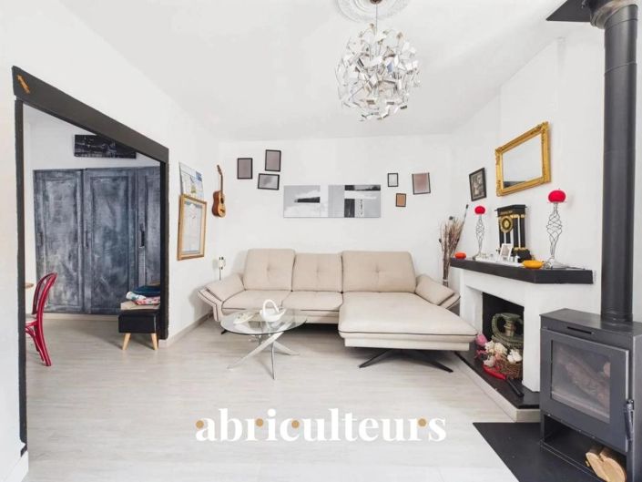 Image No.4-4 Bed House for sale