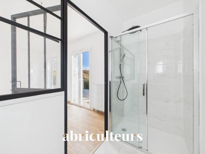 Image No.14-3 Bed House for sale