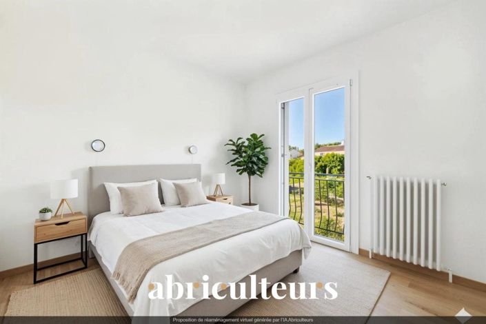 Image No.20-3 Bed House for sale