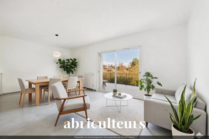 Image No.8-3 Bed House for sale