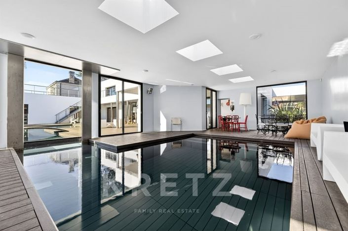 Image No.9-5 Bed House for sale