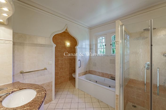 Image No.15-4 Bed House for sale
