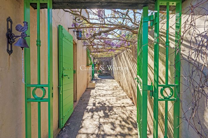 Image No.16-4 Bed House for sale