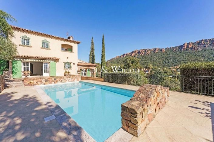 Image No.17-4 Bed House for sale