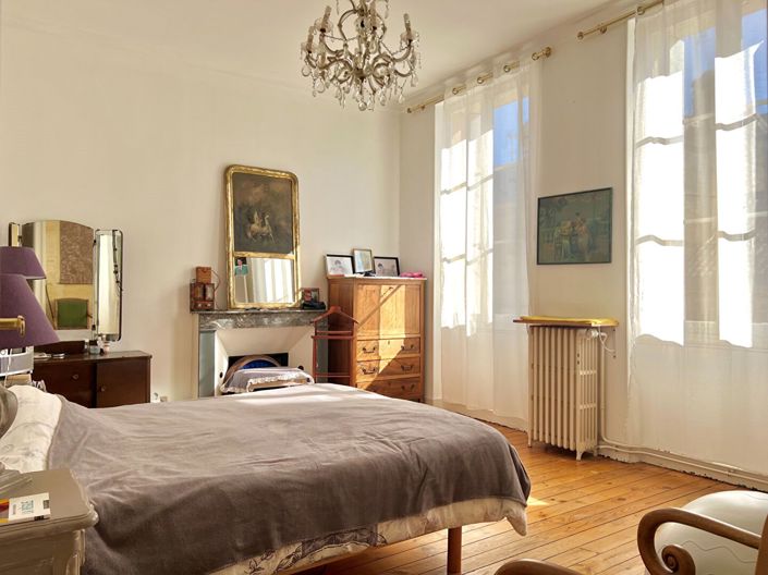 Image No.7-4 Bed House for sale